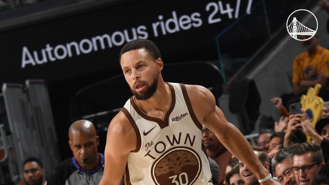 Stephen Curry-powered Warriors ride 21-0 Q2 run to crush Jazz, snap three-game slide